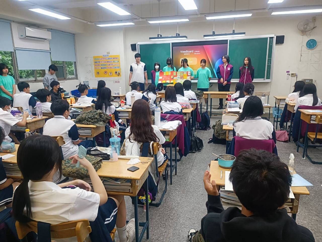 新學期新氣象 學長姐們給予學弟妹們~高中生涯"滿滿的祝福"!!
